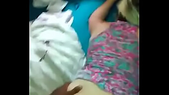 Chico Amateur Recibe Sexo Anal Por Detrás Y Se Corre Dentro