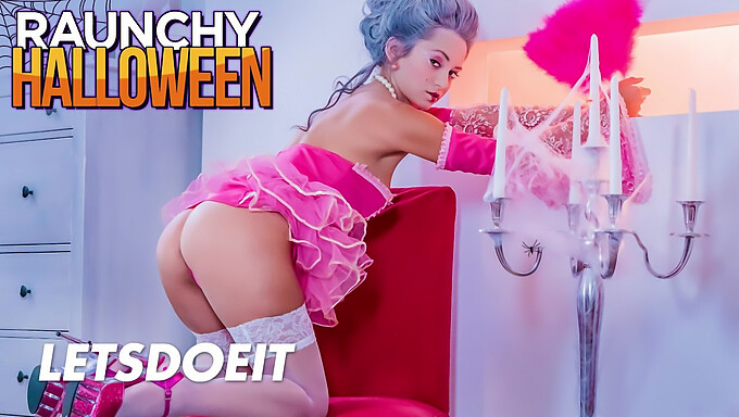 La Impresionante Cosplayer Shrima Malati Disfruta De Una Polla Gorda En Halloween