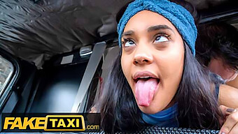 Capri Lmonde, Een Verleidelijke Taxibabe, Bestijgt Een Grote, Dikke Penis In Een Hete Ontmoeting