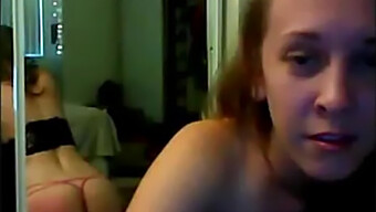 Video Amateur De Webcam De Juego Propio Y Oral