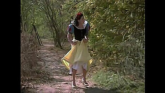 Disney'S Snow White In An Explicit Adult Film