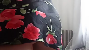 Garota Ucraniana Sexy Tira A Roupa Até Ejacular Feminina