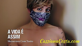 แม่บ้าน Cassiana Costa โชว์ก้นใหญ่ของเธอและได้รับการเย็ด