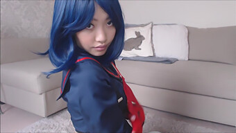 La Jeune Asiatique Ryuko Matoi Atteint L'Orgasme Avec Un Vibromasseur