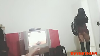 Büyük Popolu Porno Yıldızıyla Pov Deneyimi