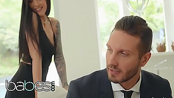 Marley Brinx Y Quinton James Se Involucran En Sexo Oral Caliente A Pesar De La Tensión Laboral