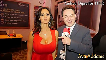 Ava Addams和andrea Diprè在感性的乳交场景中