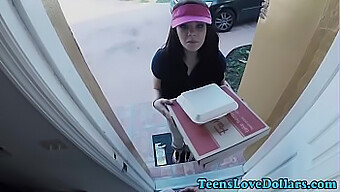 Teen'S Brutal Facial In Hardcore Delivery